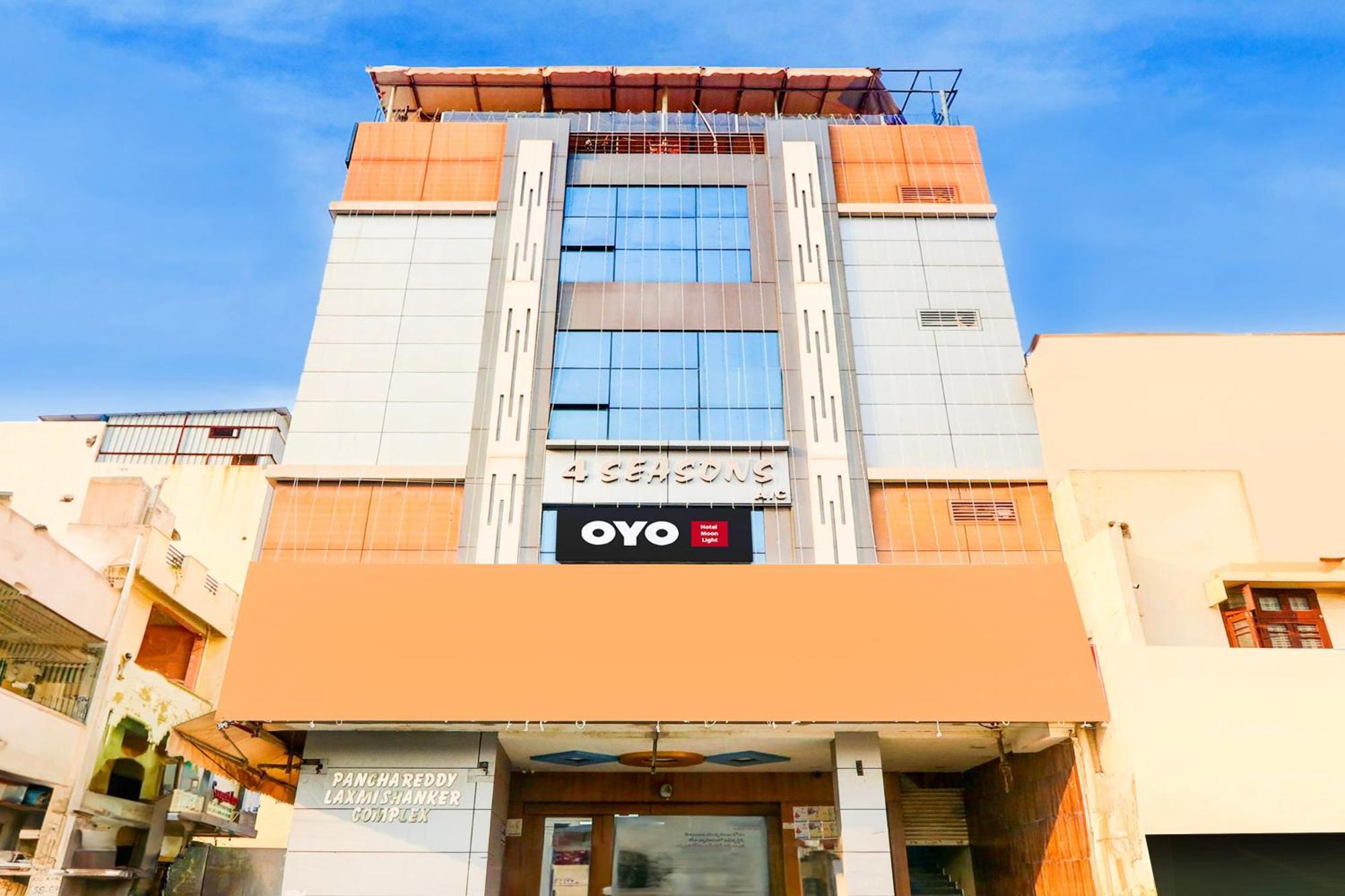 Hotel O Moon Light Nizamabad Eksteriør billede